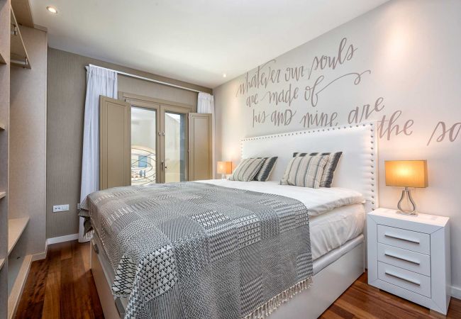 Lägenhet i Málaga - Felix Saenz - Semestertakvåning Malaga Centrum Lägenhet i Málaga - Felix Saenz - Semestertakvåning Malaga Centrum